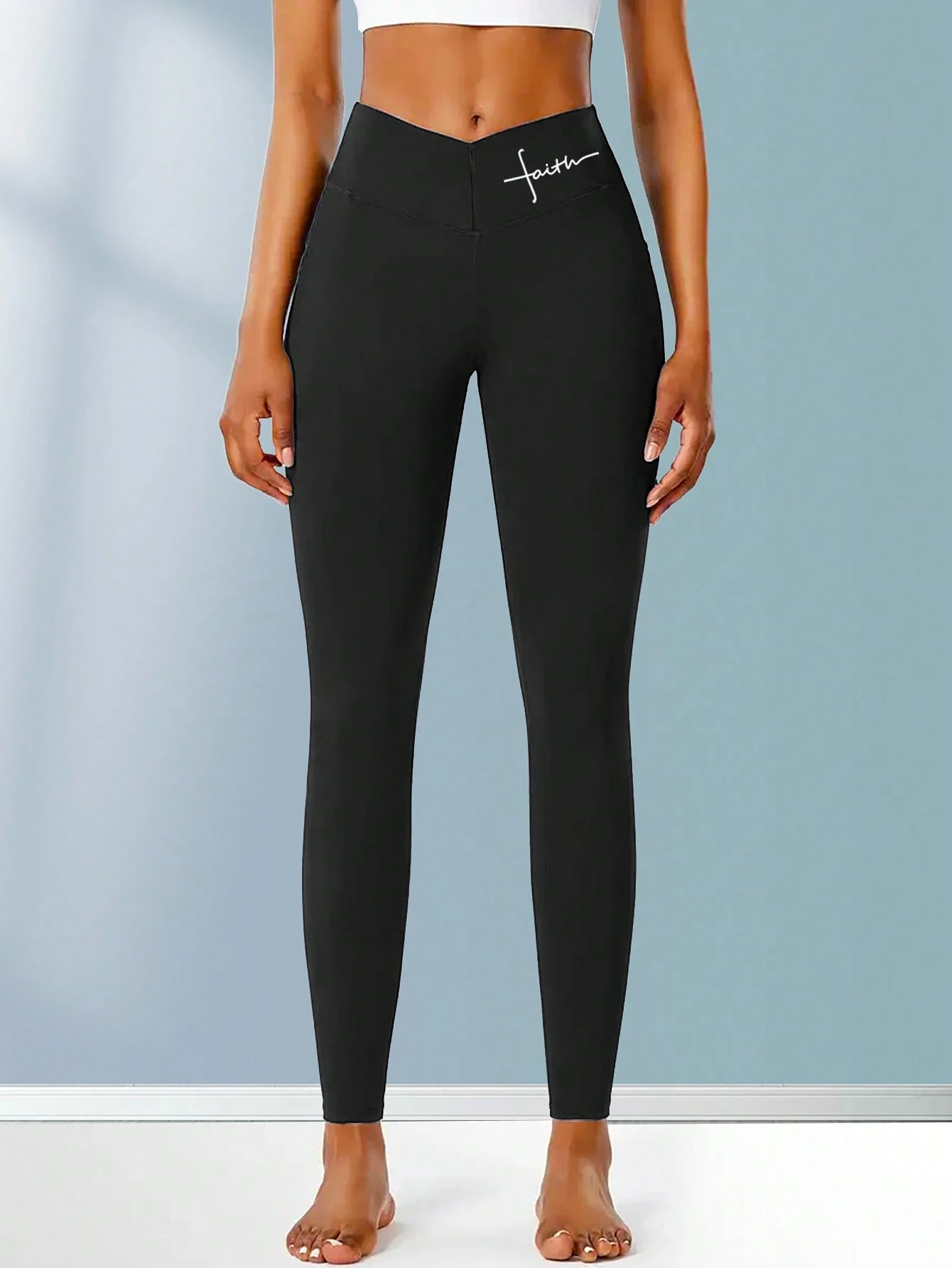 Legging Feminina Cintura em V – Conforto e Estilo Essencial